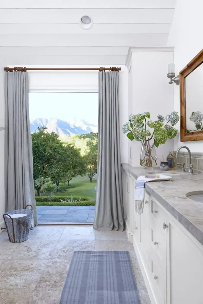 Limestone introduce nature into your wash area