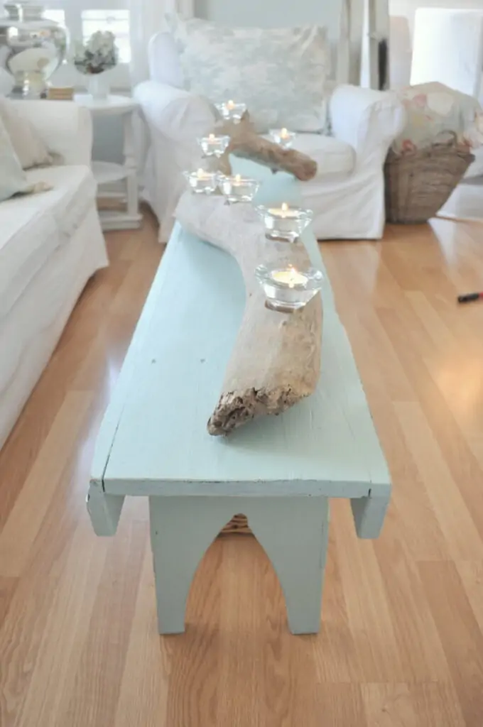 wooden coffee table decorating idea with candles