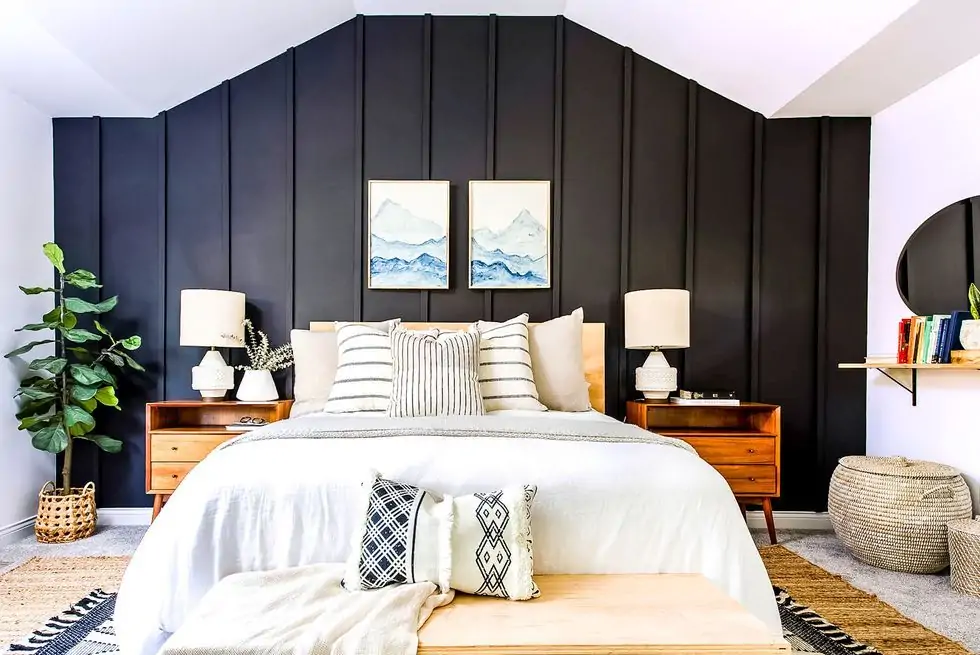 bedroom wall decor ideas with black paneling