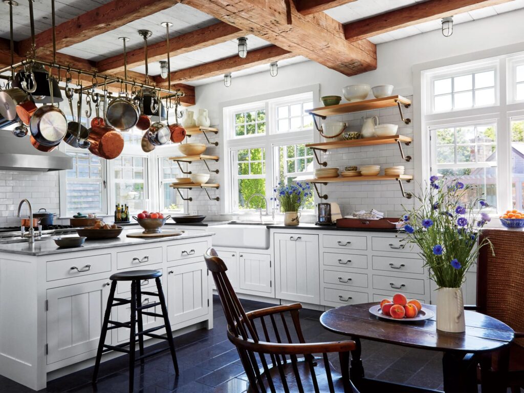 Farmhouse Sinks for a Cozy Look