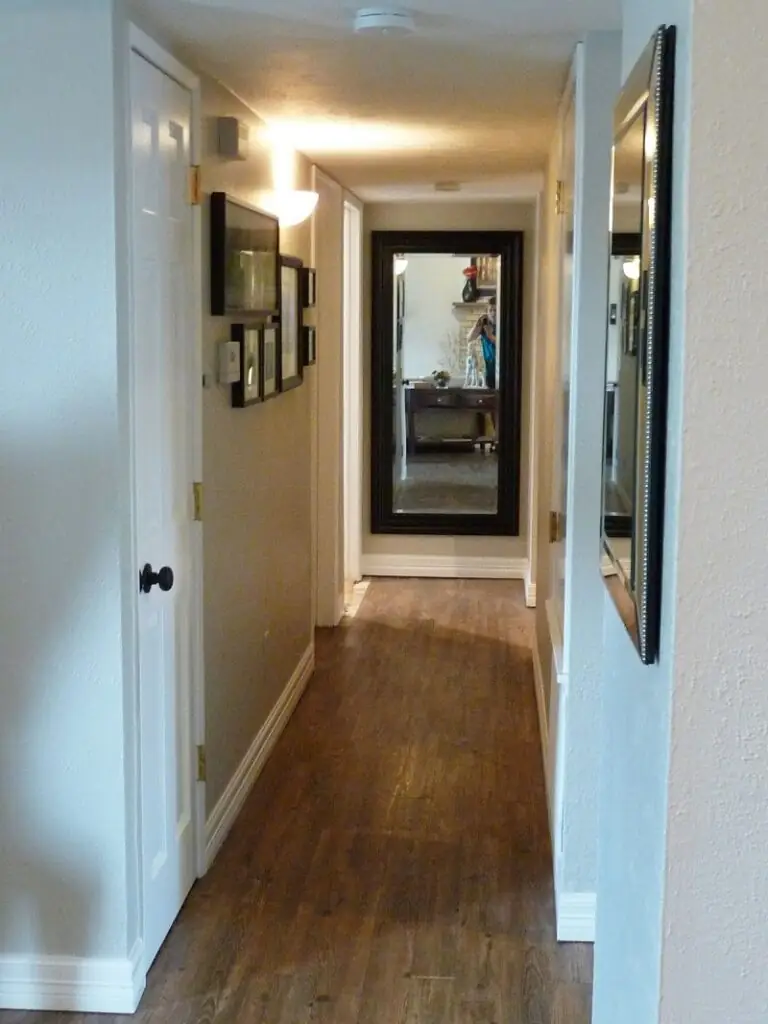 feng shui mirrors at end of hallway