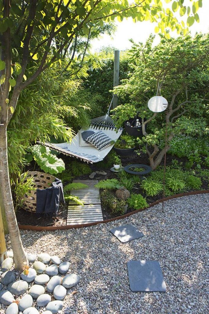 yard ideas with rocks