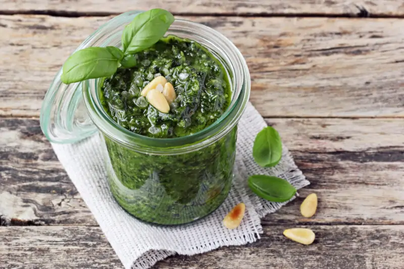 pesto basil