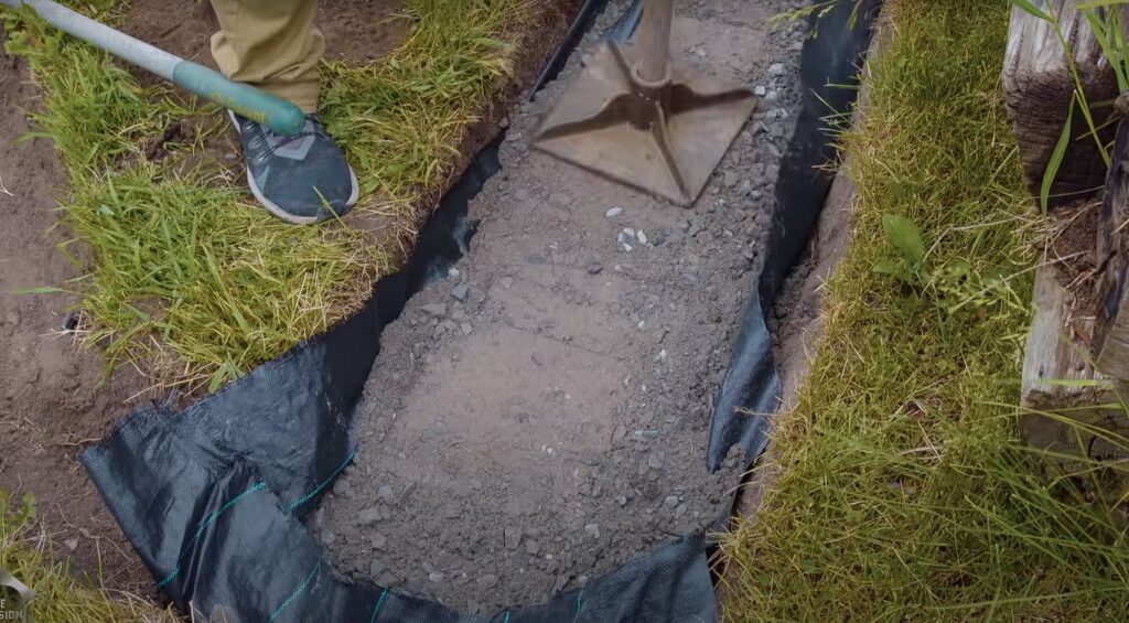 foundation of retaining wall on slope