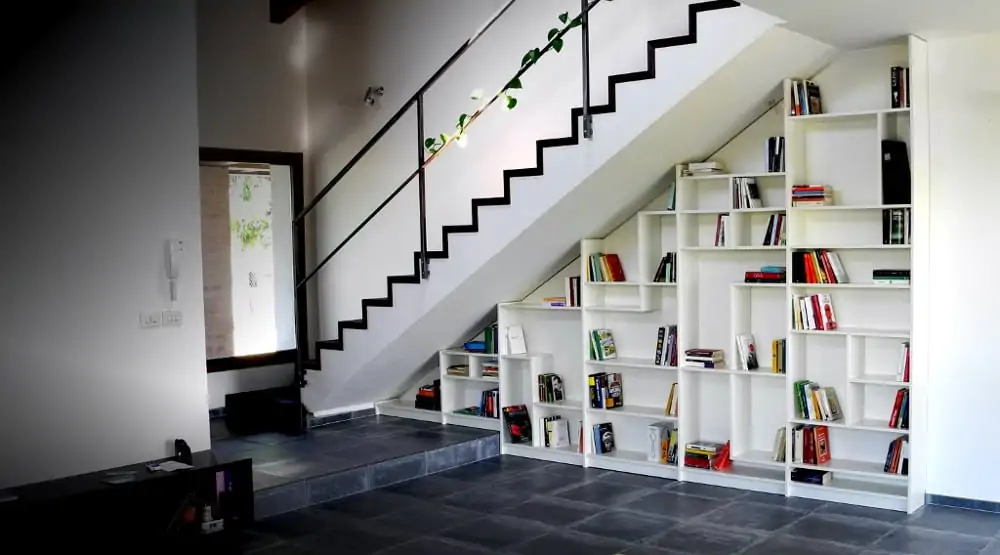 stairs bookshelf