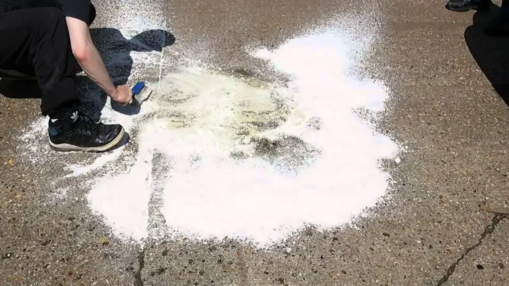 second layer absorbent for oils stains on concrete