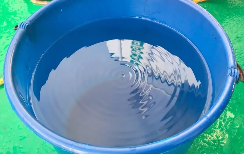 b fill water in the basin to hand wash baseball hat