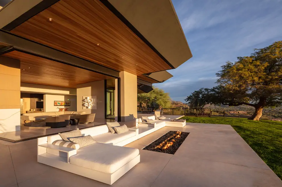 Modern Covered Patio