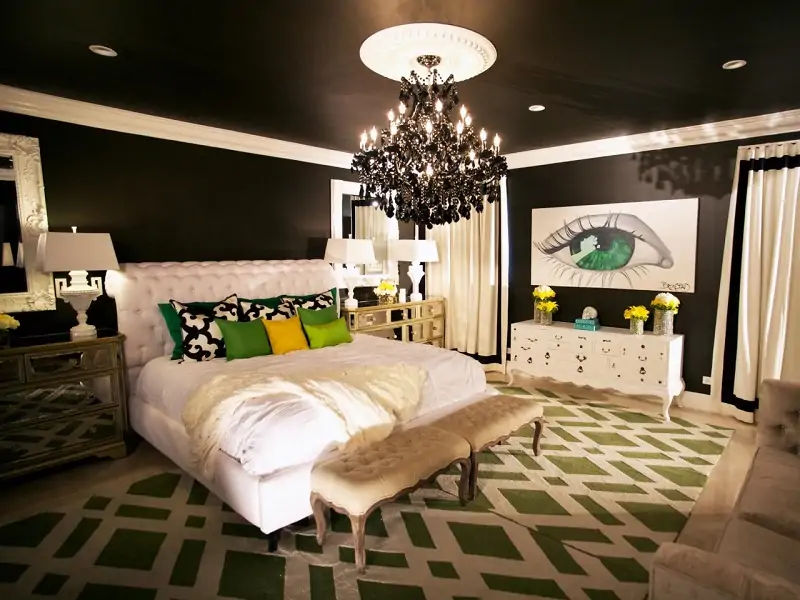 black color to paint bedroom