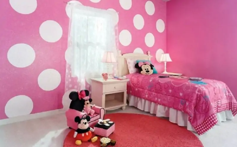 polka dots painting for a girl s bedroom