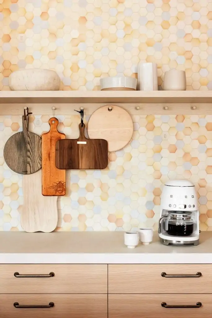 Organize your kitchen items in decorating way