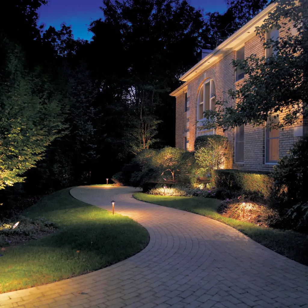 outdoor string lighting ideas for backyard