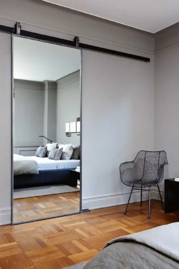 . Frameless mirror