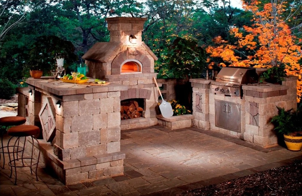 outdoor kitchen ideas pizza oven