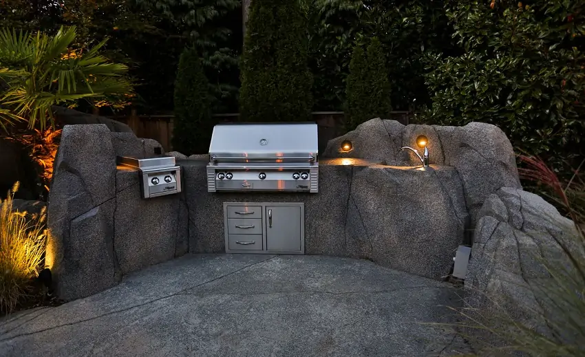 outdoor kitchen ideas stone