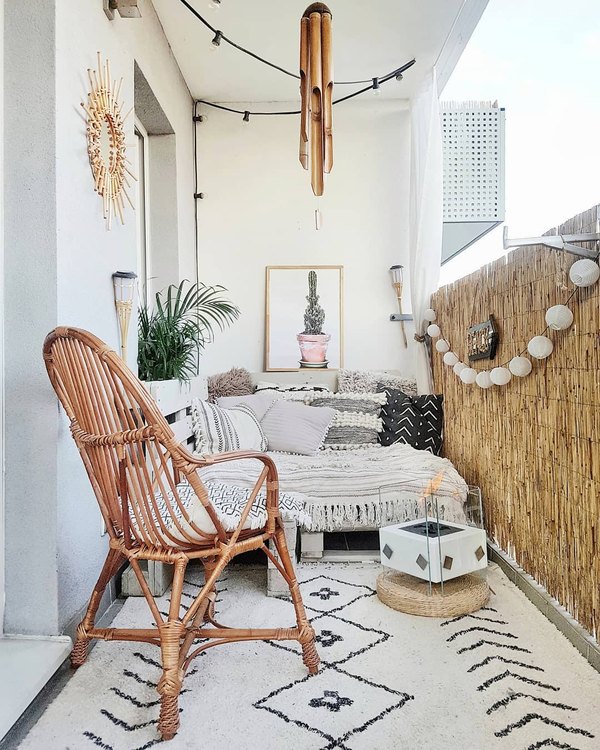 boho style balcony