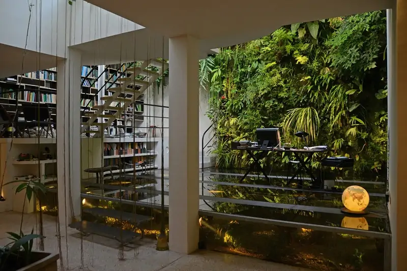 vertical indoor garden designs