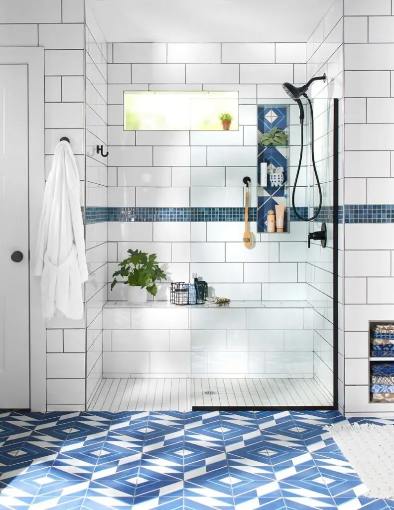 cntrasting colors for walk in shower tiles